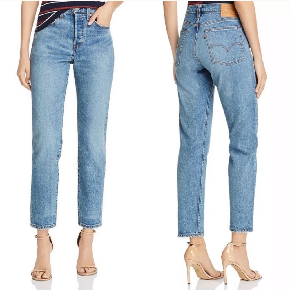 Levi's WEDGIE Premium High Rise Jeans - Picture 2 of 12